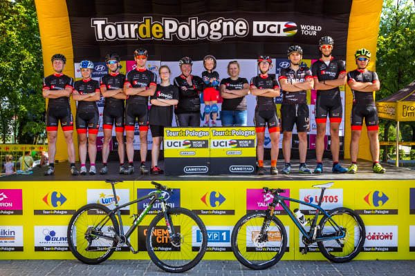 zdjęcie zespołu kolarskiego z Tour de Pologne 2017 w Zawierciu